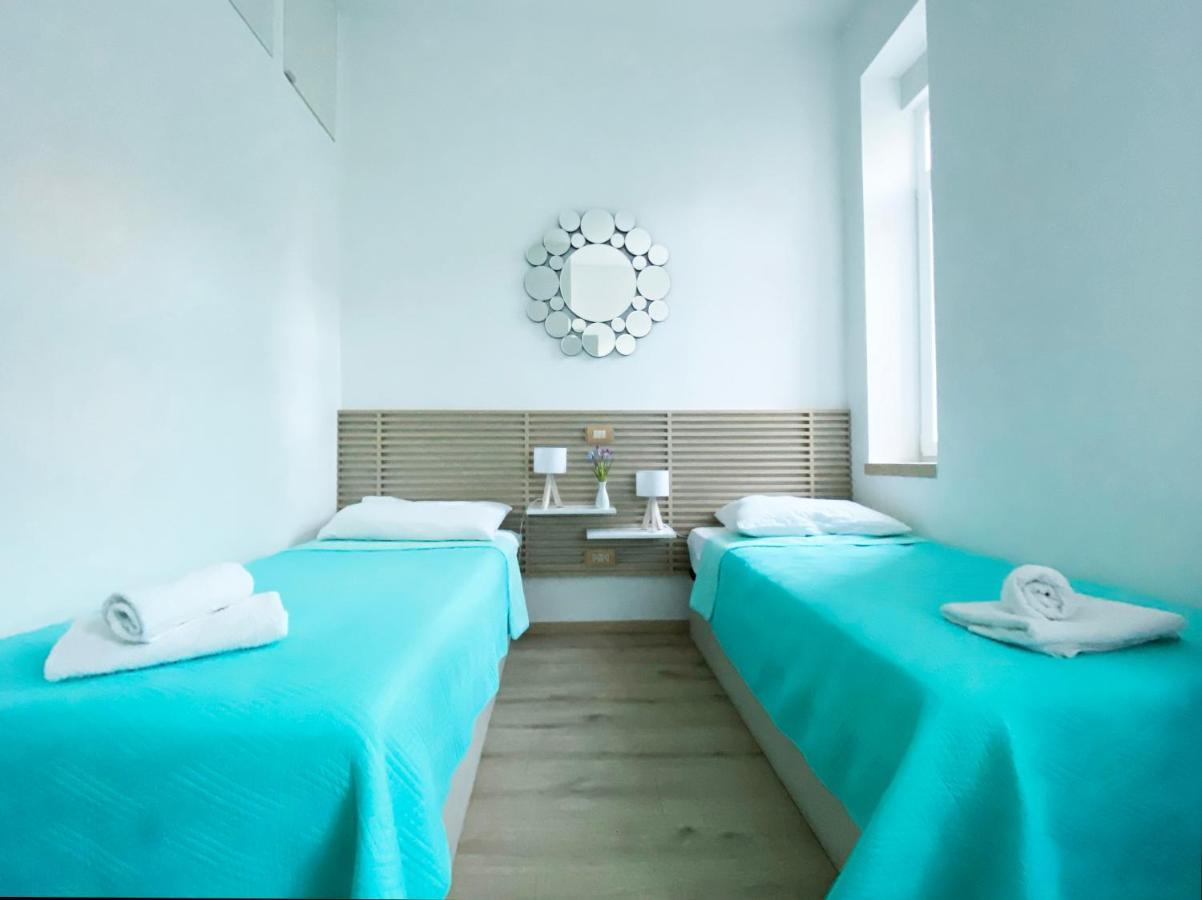En-Suite Iris On Rokova Street - 5 Min Walk To The Old Town Of スプリト エクステリア 写真