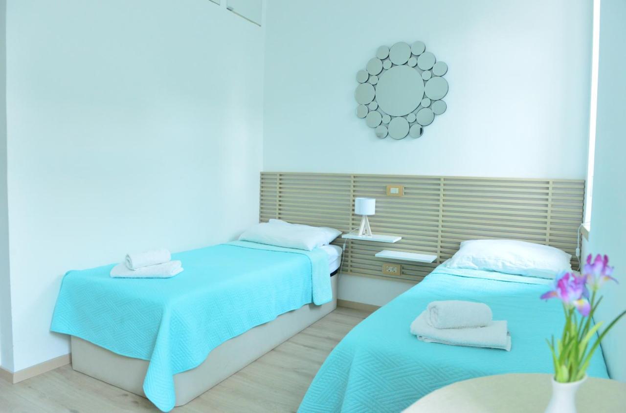 En-Suite Iris On Rokova Street - 5 Min Walk To The Old Town Of スプリト エクステリア 写真