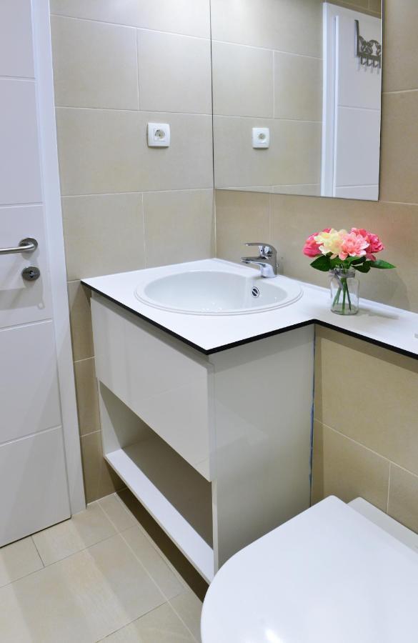 En-Suite Iris On Rokova Street - 5 Min Walk To The Old Town Of スプリト エクステリア 写真